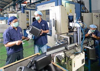 Planning Plastic Packaging Requirements for Seasonal Production Changes